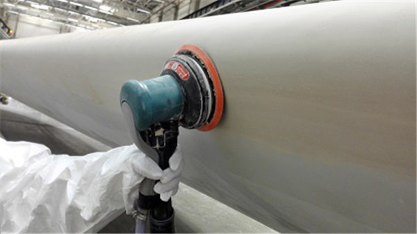 丹納布雷進口無塵打磨設備用于風能市場，無塵打磨設備助力復材人健康發展，擺脫玻璃鋼粉塵困擾