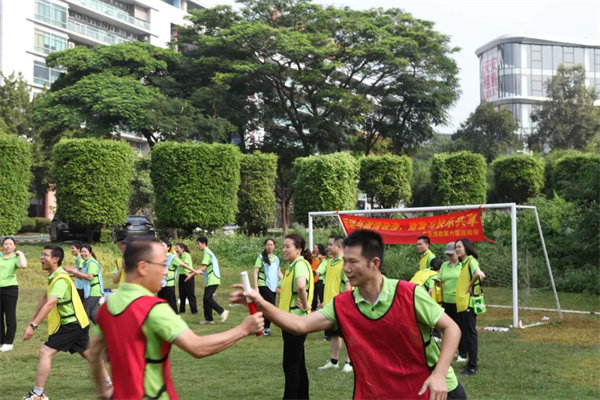 運(yùn)動(dòng)與激情碰撞，健康與快樂共享&mdash;廣東博皓第六屆運(yùn)動(dòng)會(huì)   -傳統(tǒng)接力賽