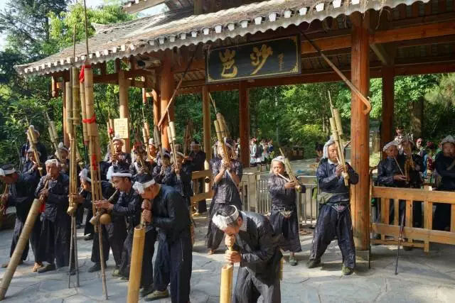 蘆笙迎賓，浩浩蕩蕩